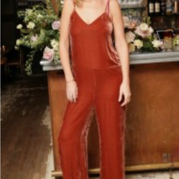 Lou & Grey deep apricot velvet jumpsuit size M - Picture 7 of 7